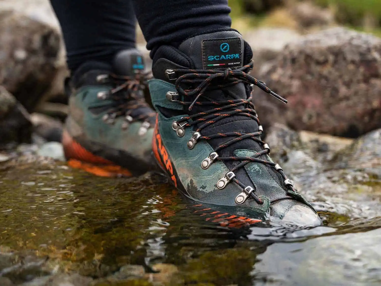 Hiking Shoes & Boots